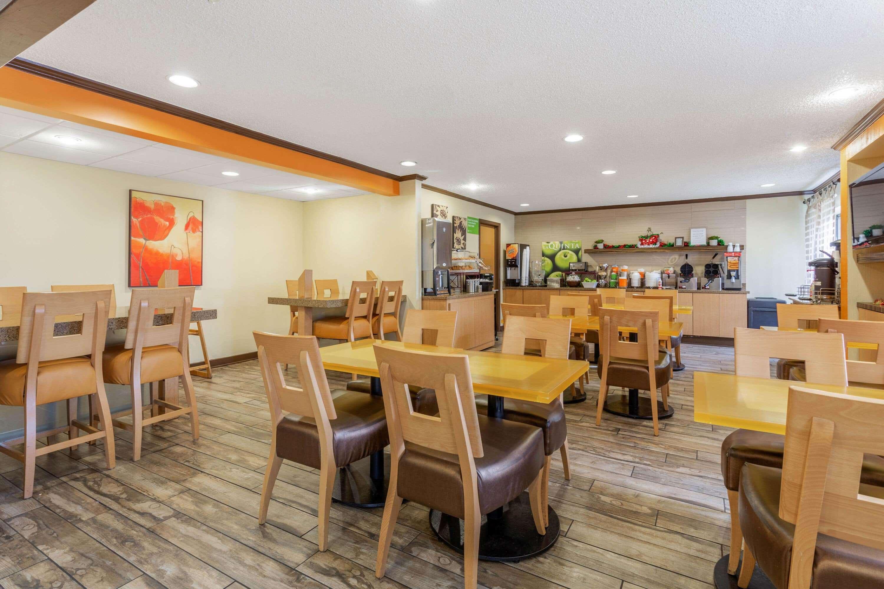 La Quinta By Wyndham Chicago Tinley Park Hotel Bagian luar foto