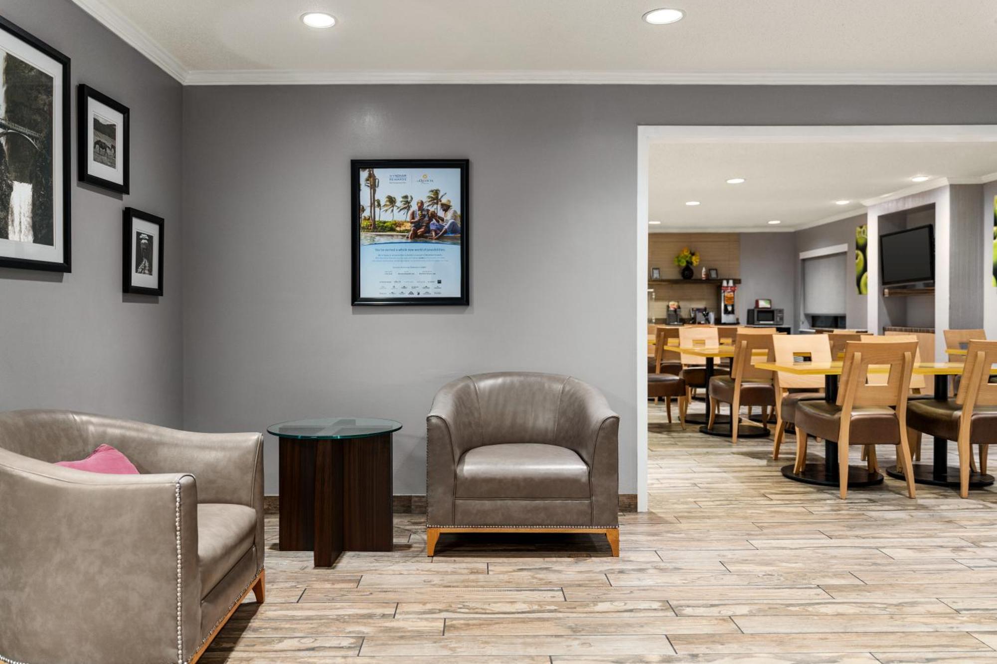 La Quinta By Wyndham Chicago Tinley Park Hotel Bagian luar foto
